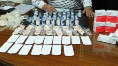 إحباط تهريب أدوية بحوزة راكب قادما من تركيا بمطار القاهرة