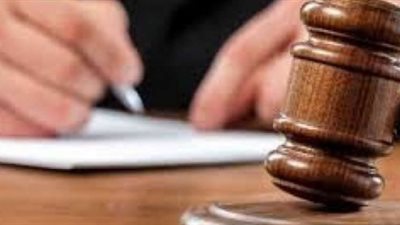 فتاة العياط تعض أناملها خوفا من شبح تجديد حبسها