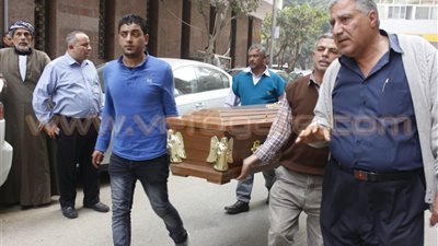 بالفيديو.. لحظة خروج جثمان بطرس غالي من مستشفى السلام بالمهندسين