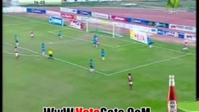 بالفيديو.. «عبد الله السعيد» يهدد مرمى غزل المحلة برأسية