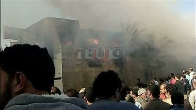 ماس كهربي وراء حريق مصنع دهانات بدمياط