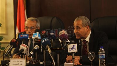 وزير التموين: استخراج البطاقات الذكية بعد 21 يوما