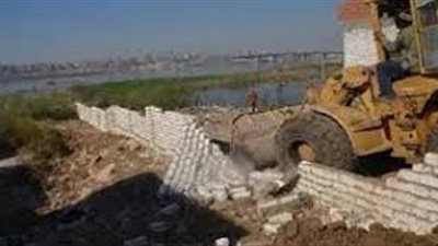 إزالة 69 حالة تعد خلال حملات استرداد أراضي أملاك الدولة في قنا