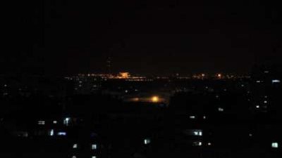 الشيخ زويد ورفح في ظلام دامس بسبب انقطاع الكهرباء