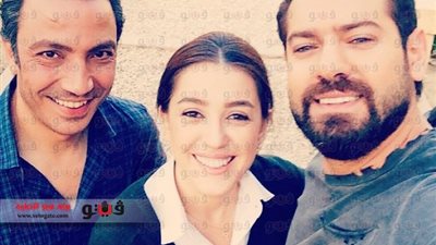 بالصورة.. كندة علوش وعمرو يوسف وطارق لطفي على طريقة 