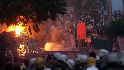 بالصور..البرازيل تشتعل بالمظاهرات بسبب فضيحة المانيا