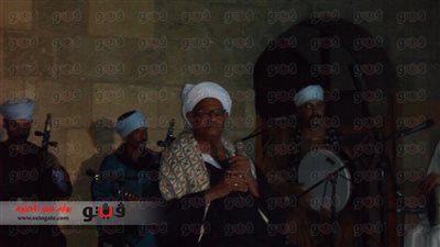 بالفيديو والصور.. سيد الضوي يحيي «السيرة الهلالية» ببيت السحيمي