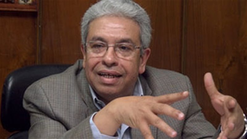الدكتور عبد المنعم