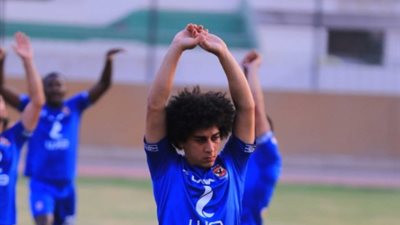 مران خفيف لباسم علي وحسين السيد بتدريبات الأهلي