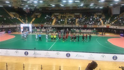 وزير الرياضة يشهد نصف نهائي كأس العالم لكرة اليد بالسعودية (صور)