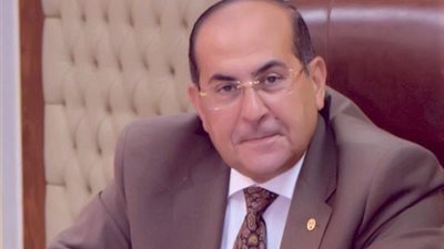 بالأسماء.. حركة تنقلات رؤساء المدن والأحياء بسوهاج