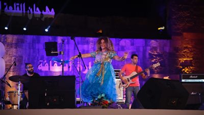 غالية بن علي تتراقص كـ