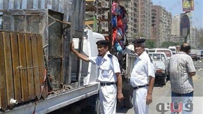 ضبط 33 متهما ورفع 210 مخالفات إشغال طريق بالمنطقة الأثرية في الهرم