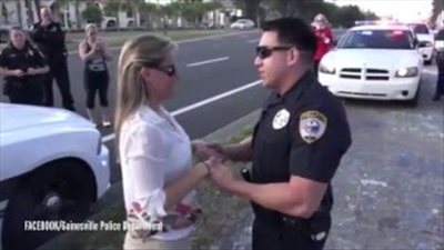 بالفيديو.. شاهد ماذا حدث لضابط تقدم لخطبة صديقته بشكل غير قانونى