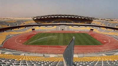 القوات المسلحة توافق على تنظيم لقاء الأهلي والمصري بـ«برج العرب»