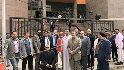 القضاء الإداري يؤجل النطق بحكم لجان تسيير أعمال غرف السياحة (صور)