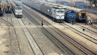 «السكة الحديد» تناشد المواطنين عدم العبور من الأماكن غير الشرعية