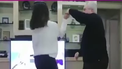 فتاة ترقص مع جدها على أغنية «3 دقات» (فيديو)