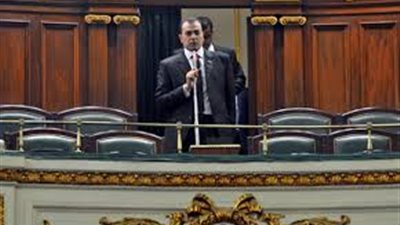 طلب إحاطة بسبب إقامة حفل زفاف قدم مشروبات كحولية في مركز شباب