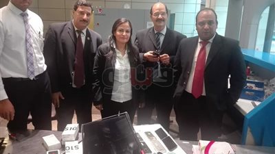 إحباط محاولة تهريب هواتف محمولة داخل شاشة 