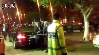 بالفيديو..الجمل وفاروق حسني وأبوالغيط يصلون عزاء بطرس غالي