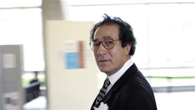 سفير الفاتيكان وفاروق حسني و«شهاب» في عزاء بطرس غالي