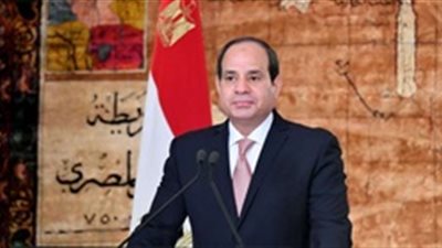 الشيخ صباح يصطحب الرئيس السيسي في موكب أميري لقصر بيان