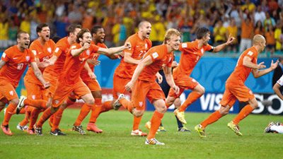 هولندا تتفوق تاريخيًا على الأرجنتين