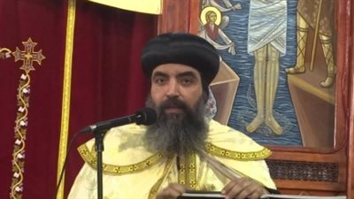 أسقف باريس يترأس صلوات رسامة 30 شماسا بكنيسة العذراء والملاك روفائيل