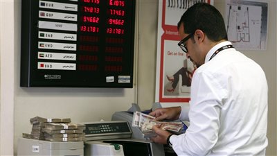استقرار العملات الأجنبية.. والدولار يسجل 783 قرشا