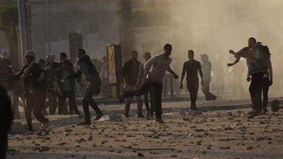 اشتباكات عنيفة بين الأمن وعناصر الإخوان بشبرا الخيمة