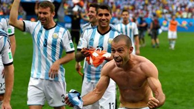 «ماسكيرانو»: لعبنا مباراة رائعة أمام هولندا.. ونهائي المونديال «حياتنا»