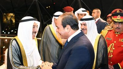 9 رسائل من السيسي لأمير وقادة الكويت