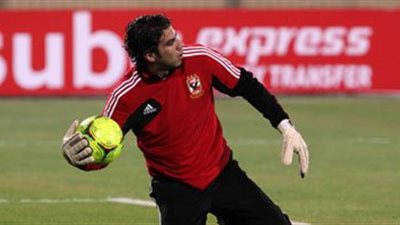 «عبد الحفيظ» يجتمع بإكرامي بمران الأهلي