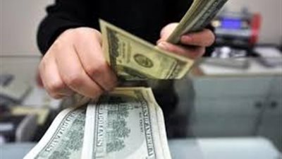 ماذا يعني تحرير سعر الدولار الجمركي؟