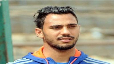 «سليمان» «مسعد عوض» يحرس عرين الأهلي أمام المصري