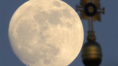 لزيادة نشاط جسمك انتظري اكتمال القمر