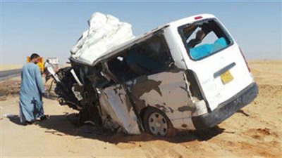 مصرع شخص وإصابة 11 أخرين في انقلاب ميكروباص في العياط