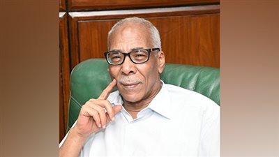 المستشار الإعلامي لجامعة القاهرة يعتذر عن عدم الاستمرار في منصبه