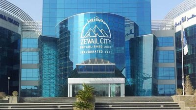 ابتكارات جديدة لعلاج السرطان.. أبحاث جادة بمدينة زويل للتغلب على المرض.. دراسة لفريق بحثي مصري تكشف سر عودة الأورام بعد الشفاء أحيانا.. واكتشاف جينات تقاوم الداء الخطير