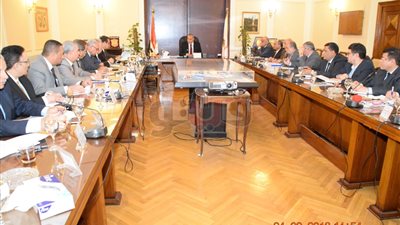 المصيلحي يترأس الاجتماع الأول للجنة العليا لتوريد القمح