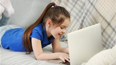 أعراض تنذر بإدمان طفلك ألعاب الكمبيوتر
