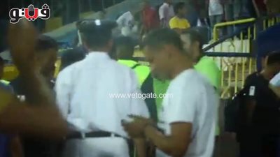 جماهير الزمالك توجه رسالة لعماد السيد عقب تألقه ضد فريقهم (فيديو)