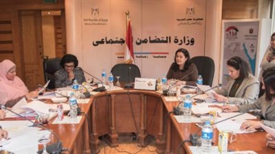 اجتماع اللجنة المركزية لاختيار الأمهات المثاليات في «التضامن»