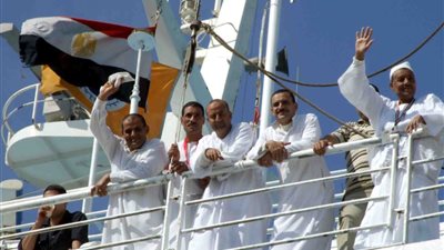 غرفة السياحة: فرض رسوم على مكرري العمرة في مصلحة المواطن (صوت)