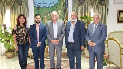 محافظ جنوب سيناء: تسخير كافة الإمكانات لإنجاح مهرجان مسرح الشباب