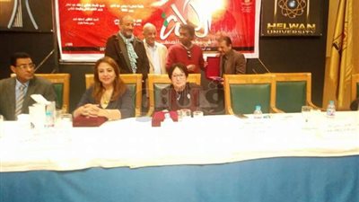 جامعة حلوان تكرم الفنانة سميرة عبد العزيز