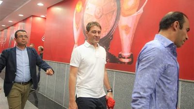 سيد عبد الحفيظ يعقد جلسة مع فايلر قبل انطلاق مران الأهلي