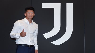 يوفنتوس يتعاقد مع كوانج سونج مهاجم كوريا الشمالية