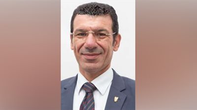 طبيب نساء يفجر مفاجأة في جراحات ترقيع غشاء البكارة